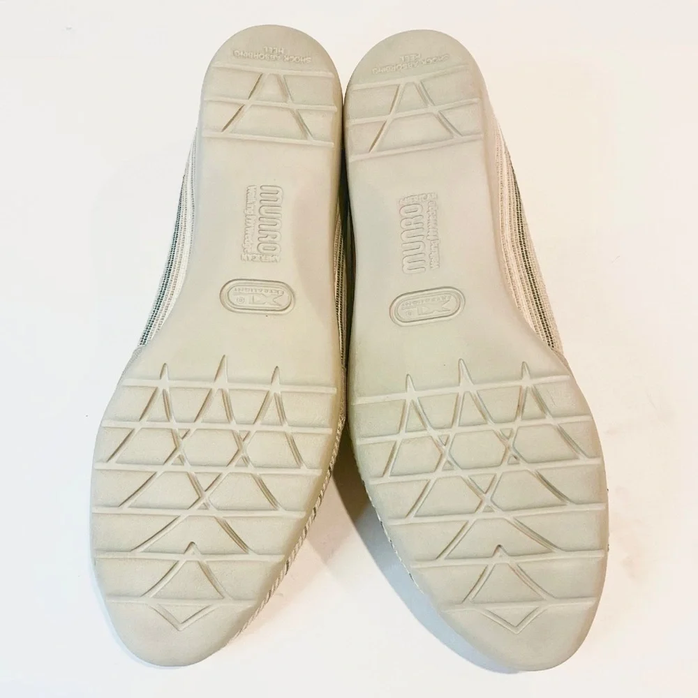 Munro Walking Wedge Extra Light Shoes Size 9 Medium